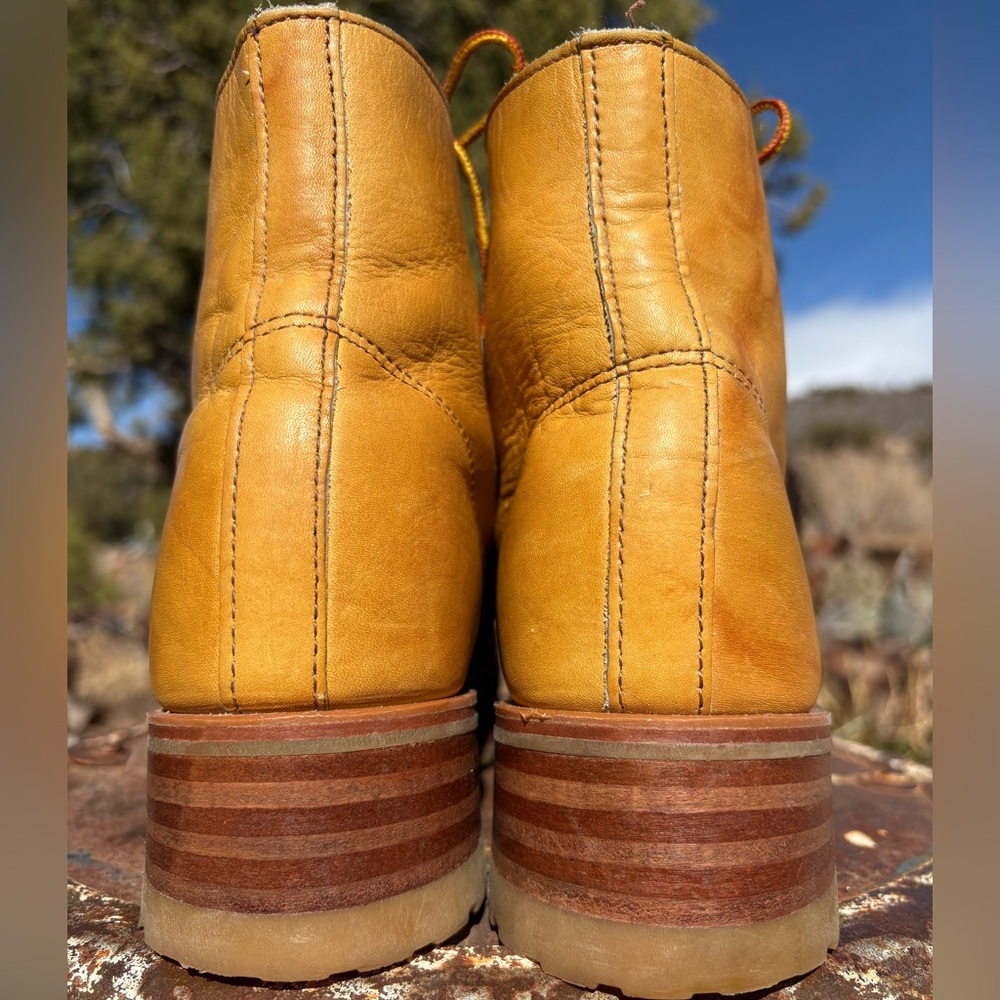 FRYE Short Lug Sole Lace Up Boots Banana With Sunrise Marbling - Picture 10 of 16